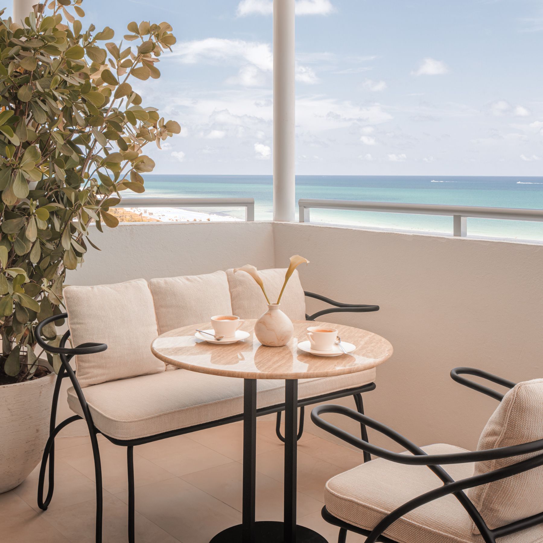 DMB Oceanview PH1A Balcony