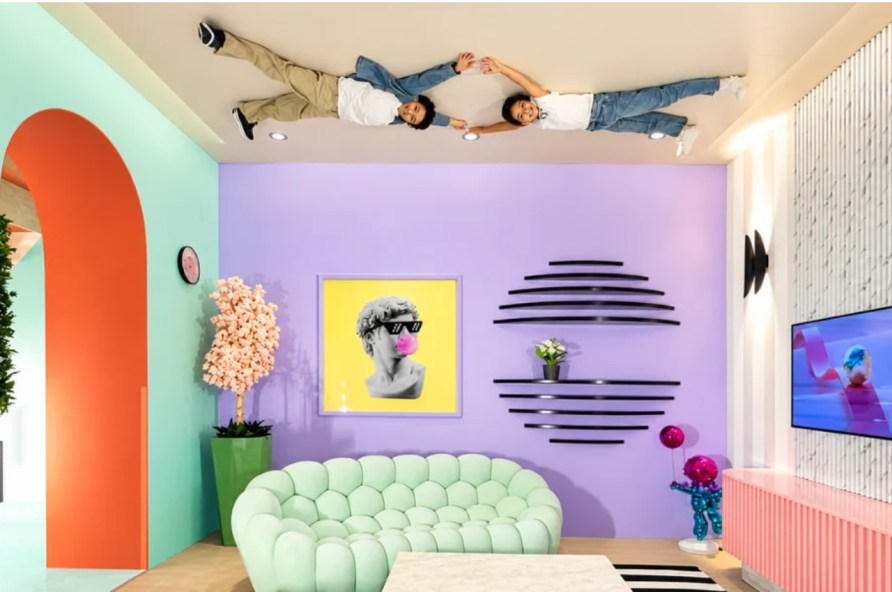 Illusion and Interactive Exhibits at Illusion City Dubai